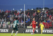 Drama i regnen: Fredericia og Vejle delte i historisk Superligaopgør